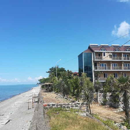 Sunny Land Hotel Chakvi Exterior photo