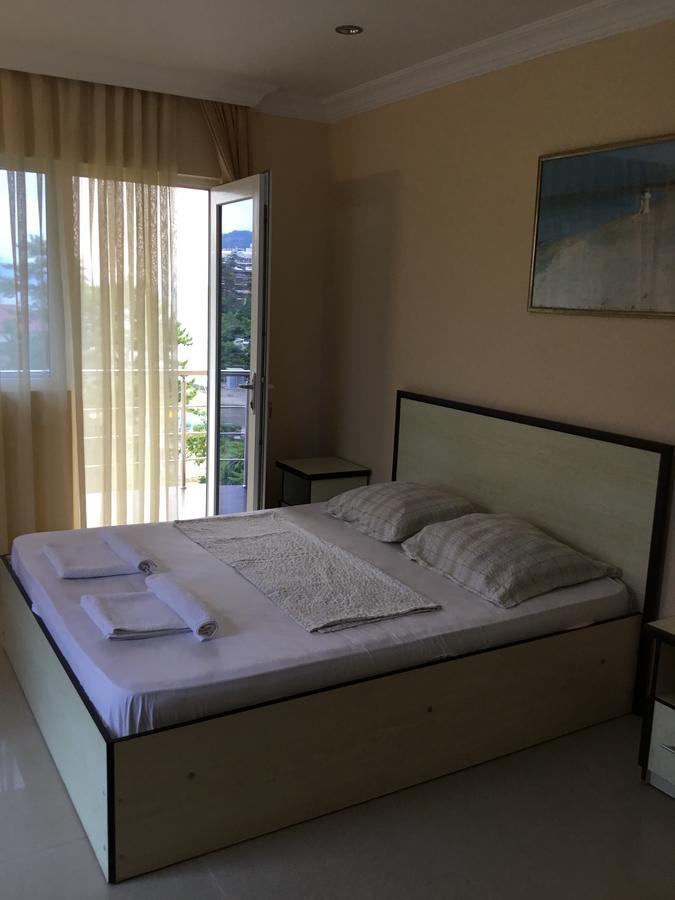 Sunny Land Hotel Chakvi Exterior photo