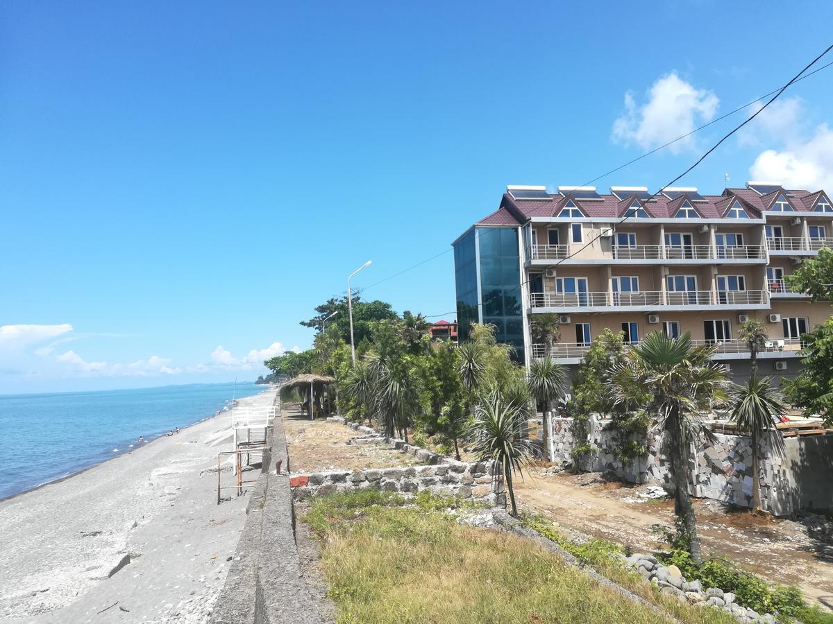 Sunny Land Hotel Chakvi Exterior photo